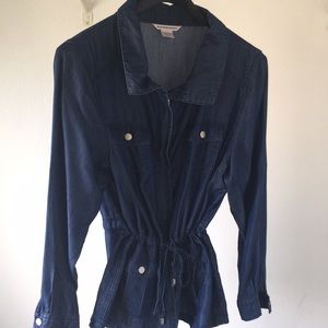 Great staple! Denim like jacket.